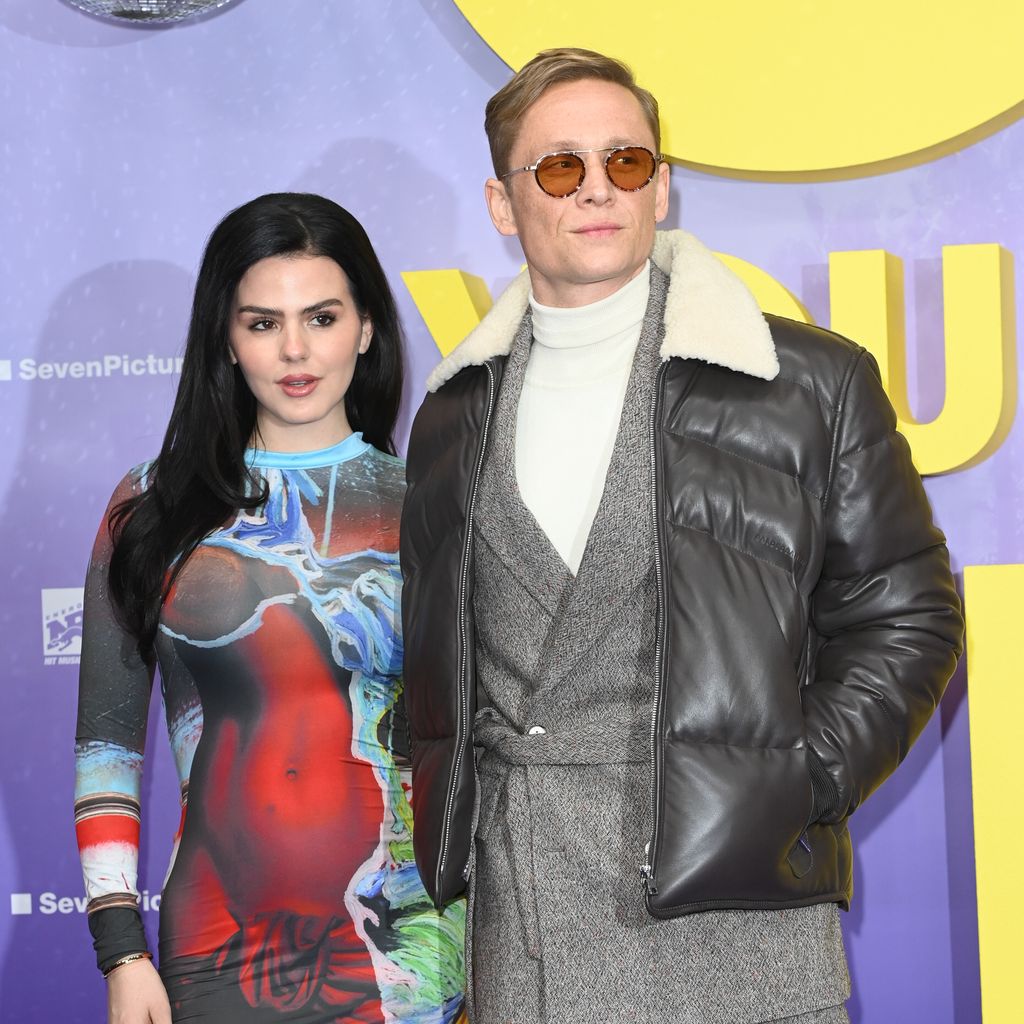 Ruby O. Fee und Matthias Schweighöfer bei der Premiere von "Girl You Know It's True" in Berlin