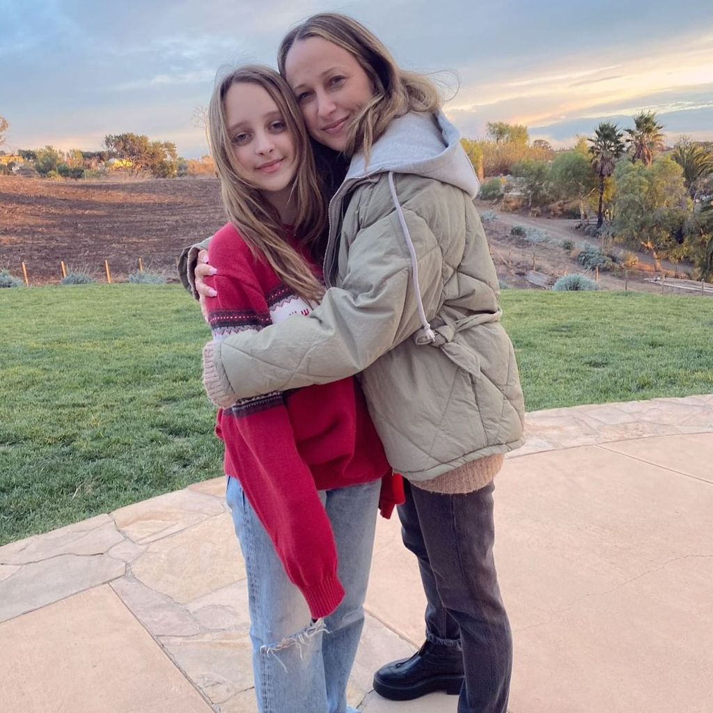 Ruby Sweetheart Maguire und ihre Mutter Jennifer Meyer im November 2021