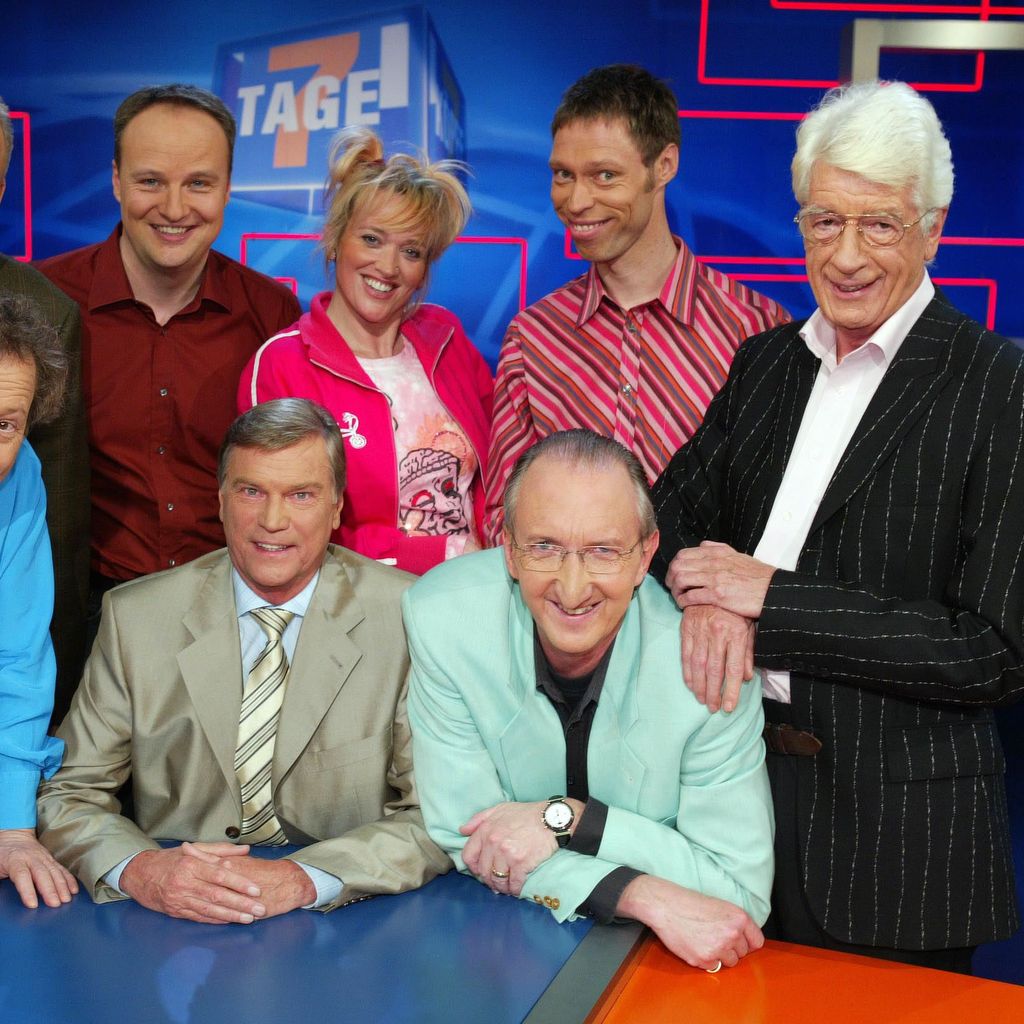 Rudi Carrell mit dem Team von "7 Tage, 7 Köpfe"
