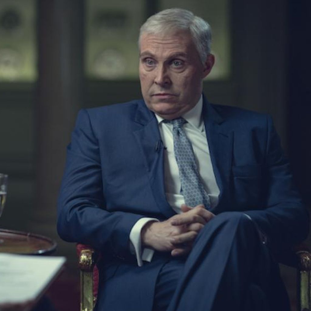 Rufus Sewell als Prinz Andrew in "Scoop"