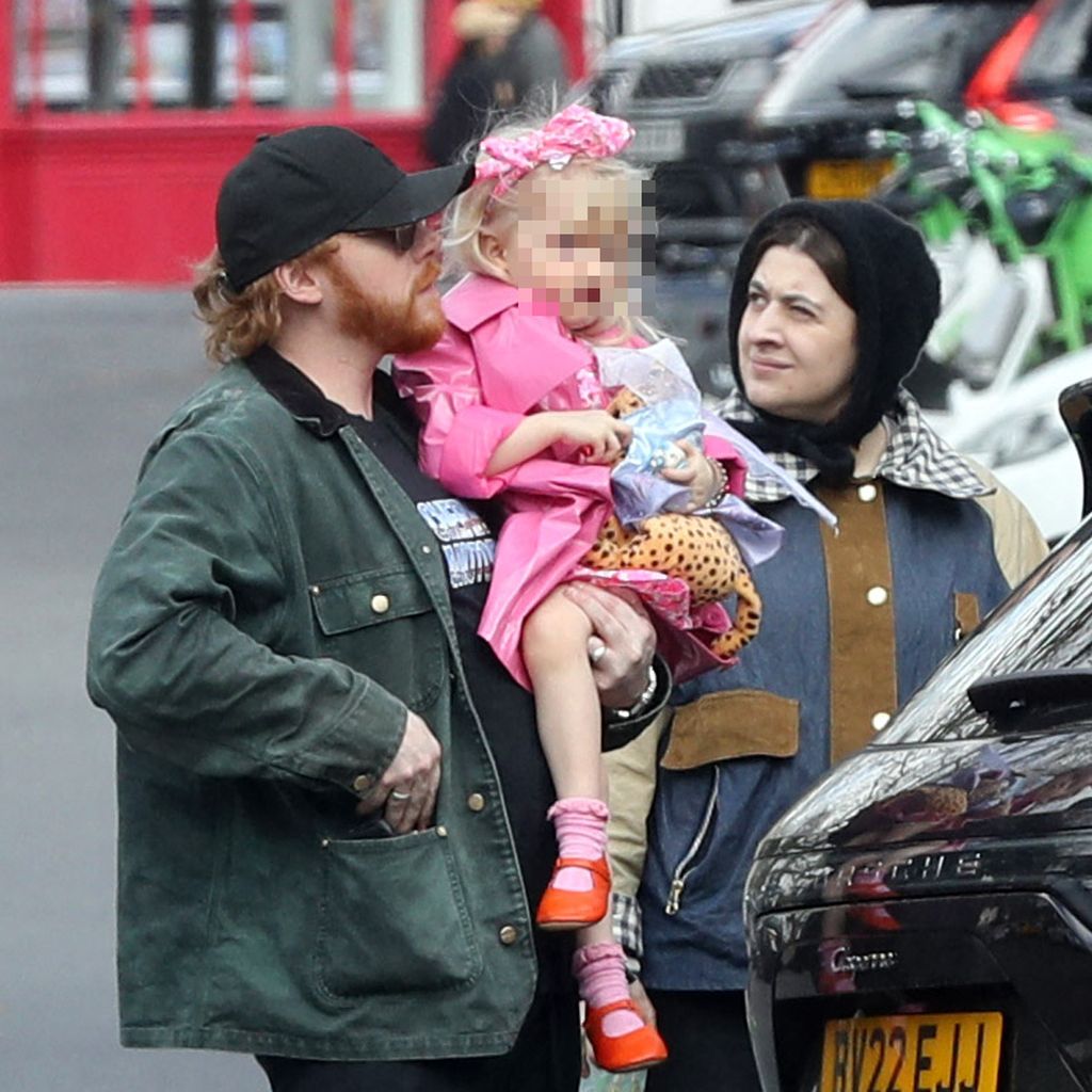 Rupert Grint mit Georgia Groome und Tochter Wednesday, April 2024