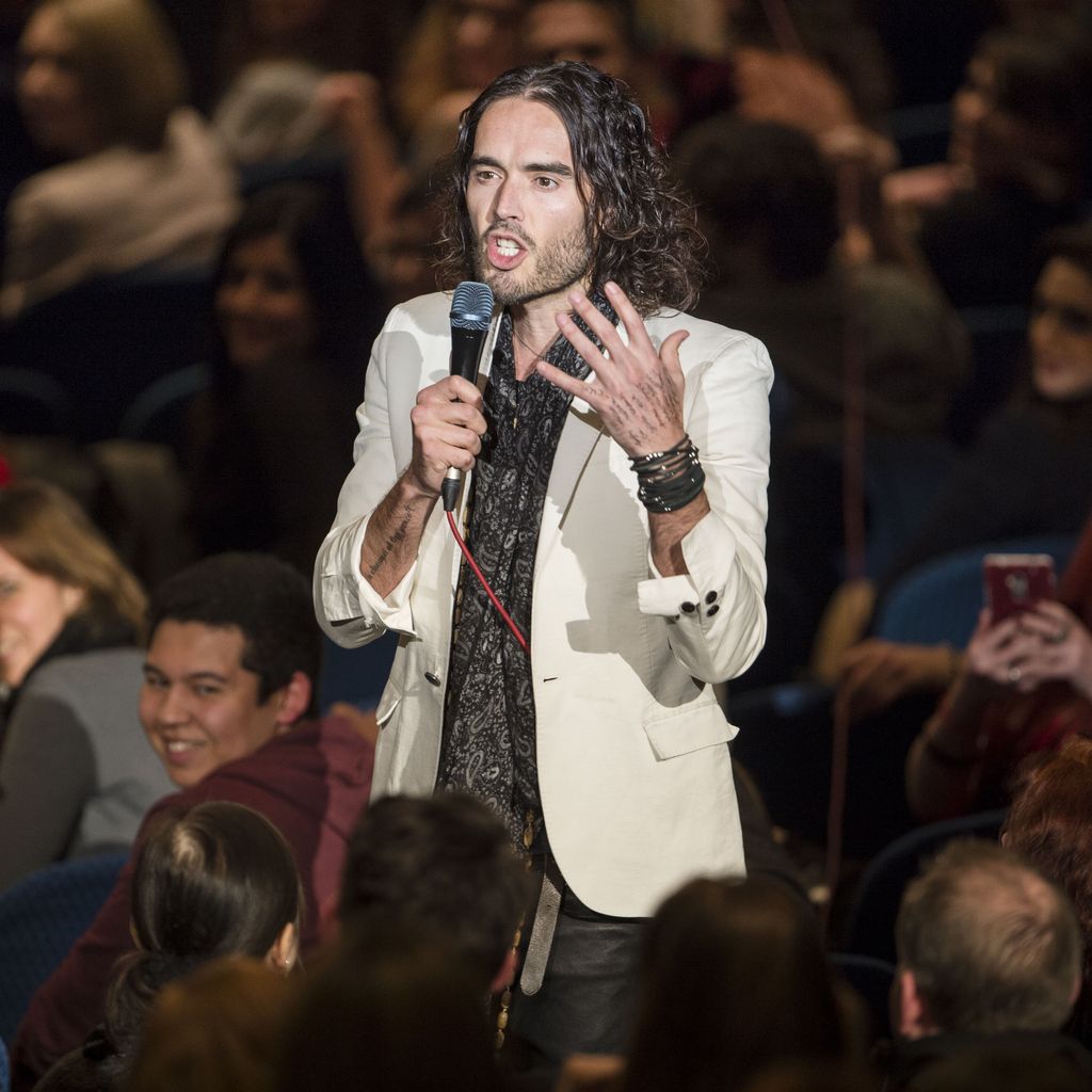 Russell Brand, Komiker