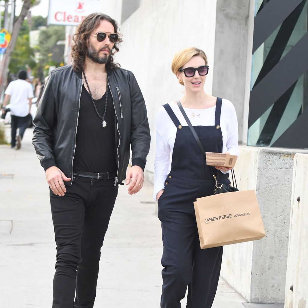 Russell Brand und Laura Gallacher