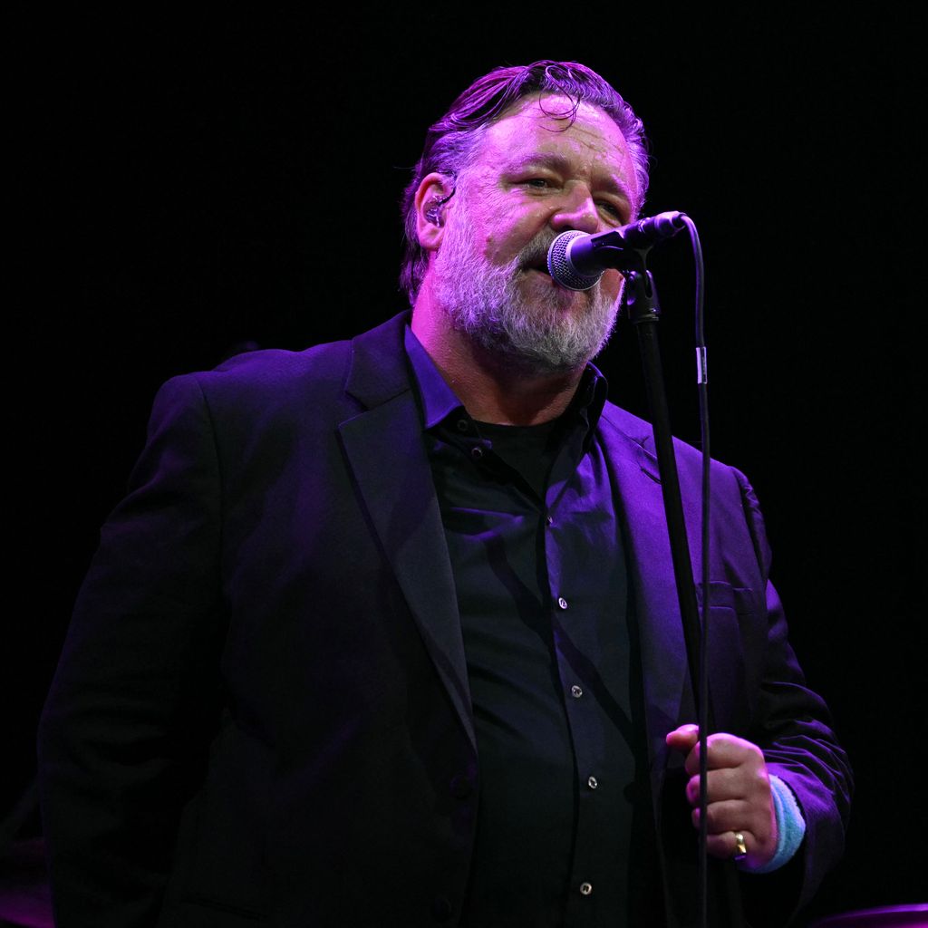 Russell Crowe beim Glastonbury Festival im Juni 2024