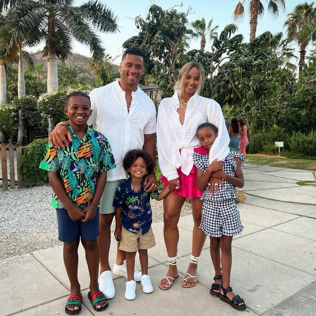 Russell Wilson und Ciara mit ihren Kindern