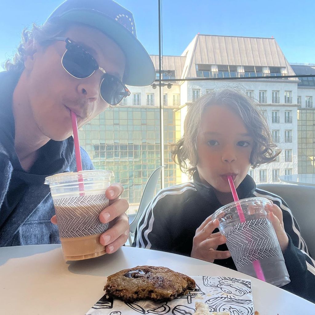 Ryan Dorsey und sein Sohn Josey im April 2022