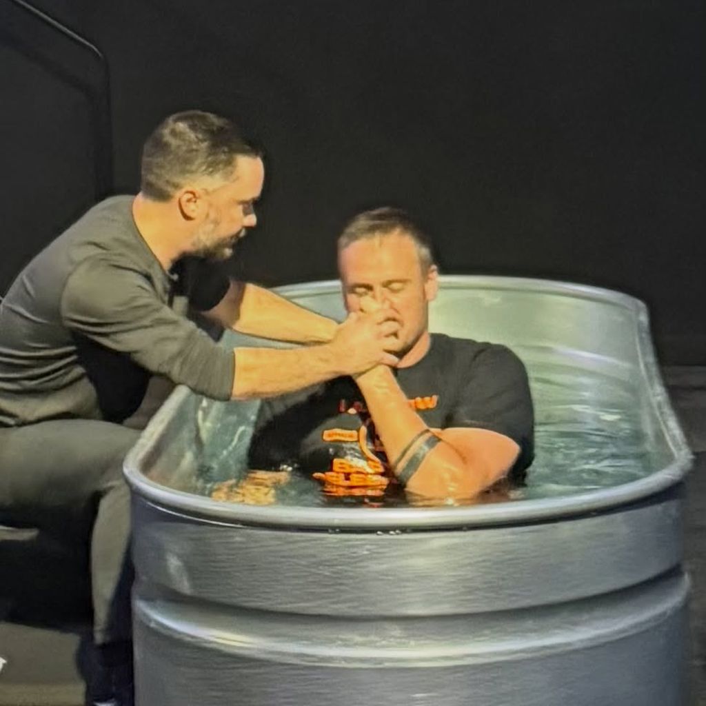 Ryan Lochte bei seiner Taufe, November 2025