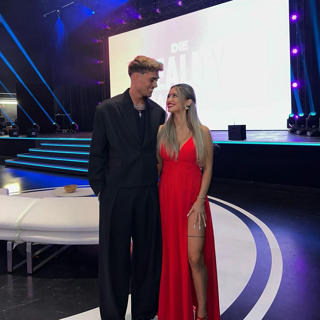 Ryan Wöhrl und seine Freundin Lina bei den Reality Awards, Dezember 2024