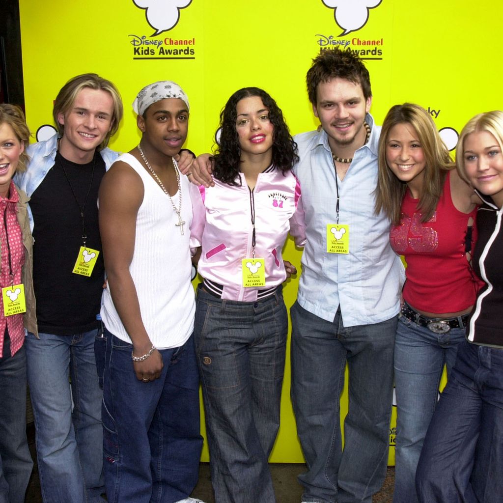 S Club 7 im April 2001