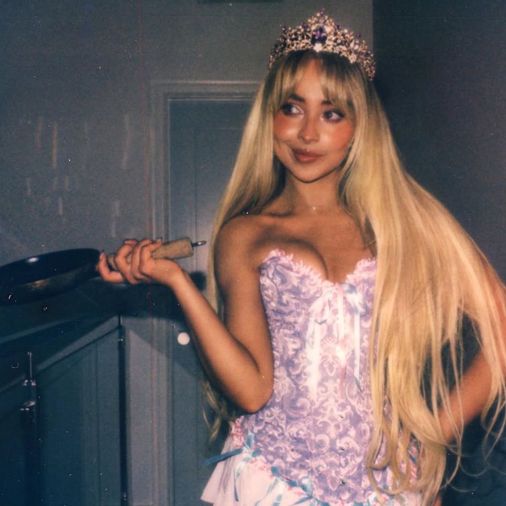 Sabrina Carpenter als Rapunzel, 2023