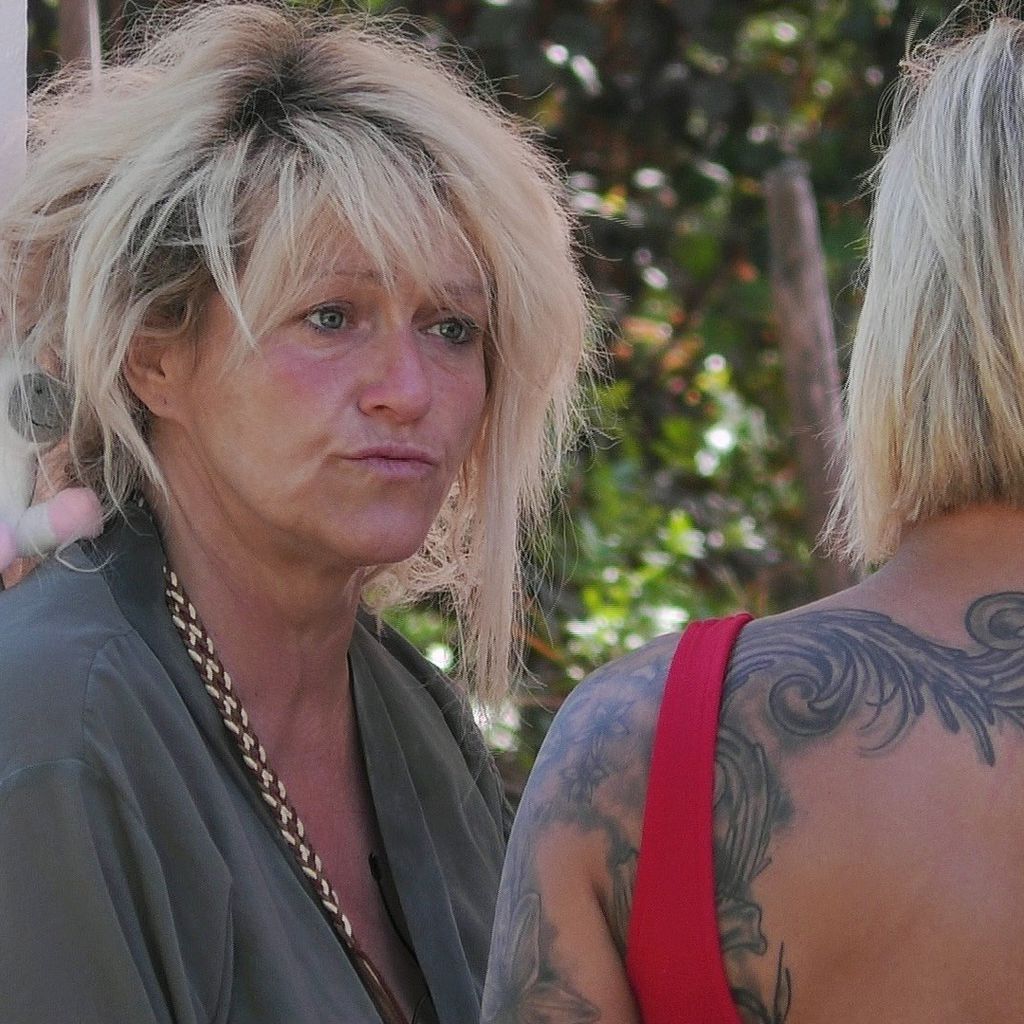 Sabrina Lange und Jasmin Herren im "Sommerhaus der Stars"