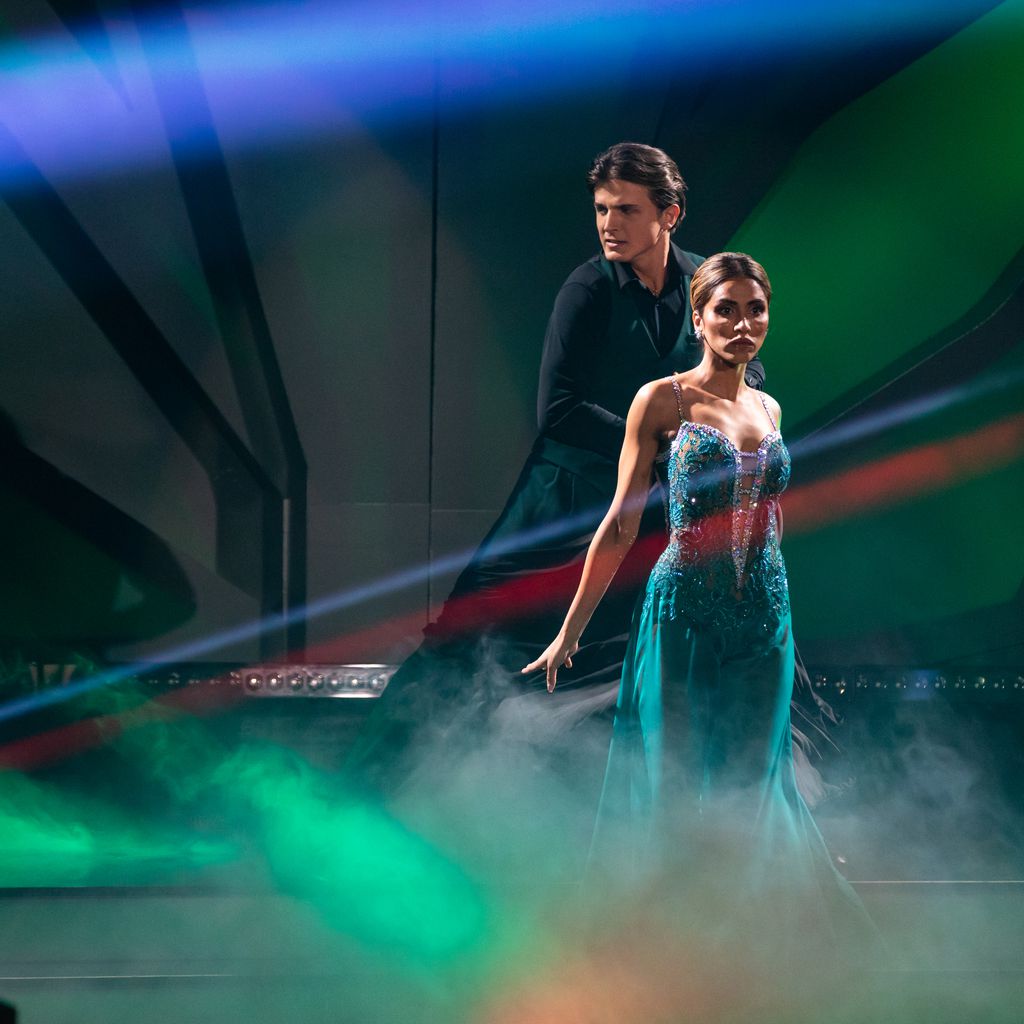 Sabrina Setlur und Nikita Kuzmin bei "Let's Dance"