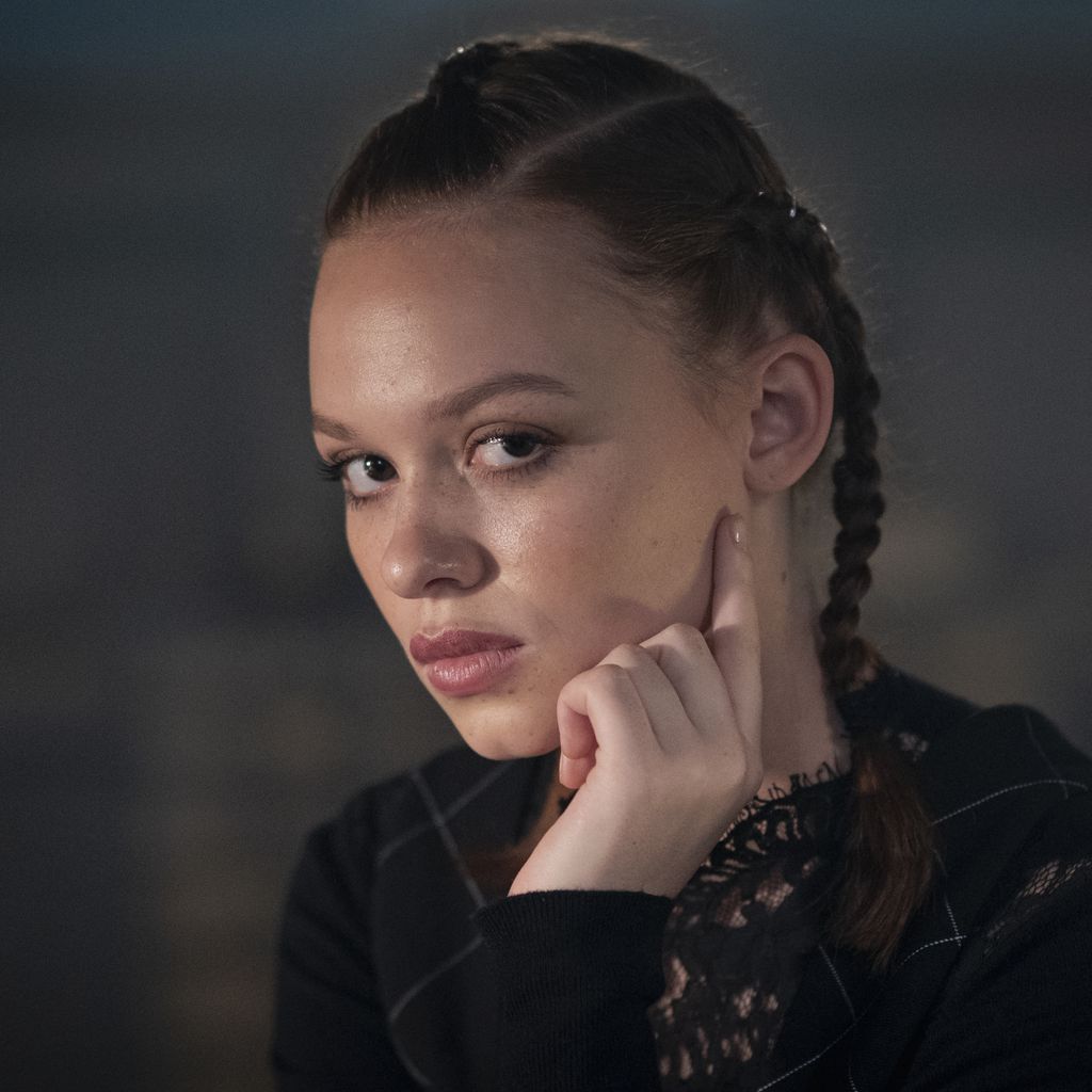 Sadie Soverall als Beatrix in "Fate: The Winx Saga"