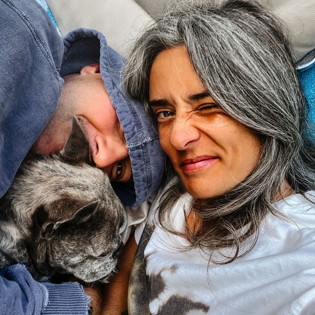 Sänger Oli P. und seine Frau Pauline Petszokat im Juli 2026