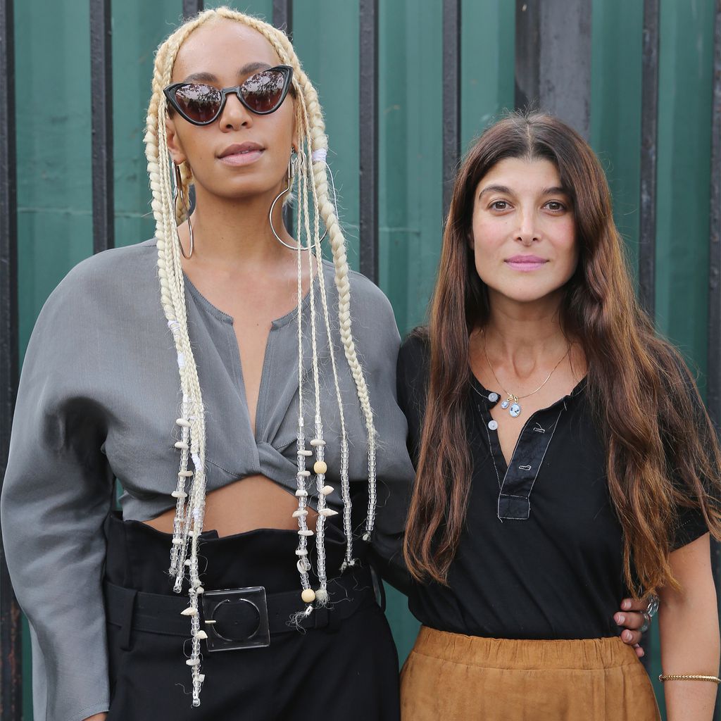Sängerin Solange Knowes und Designerin Maryam Nassir Zadeh bei der New Yorker Fashion Week