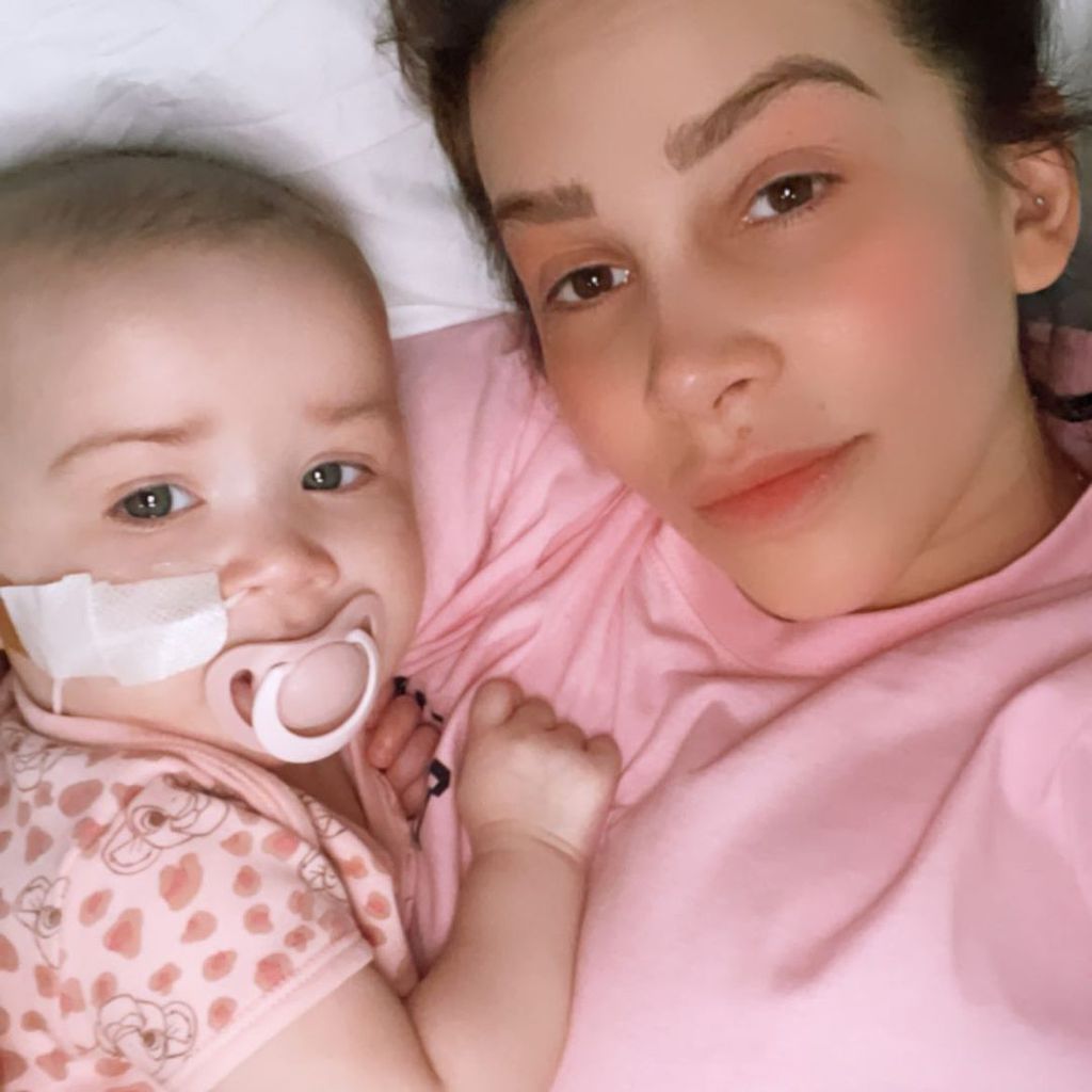 Safiyya Vorajee mit ihrer Tochter Azaylia