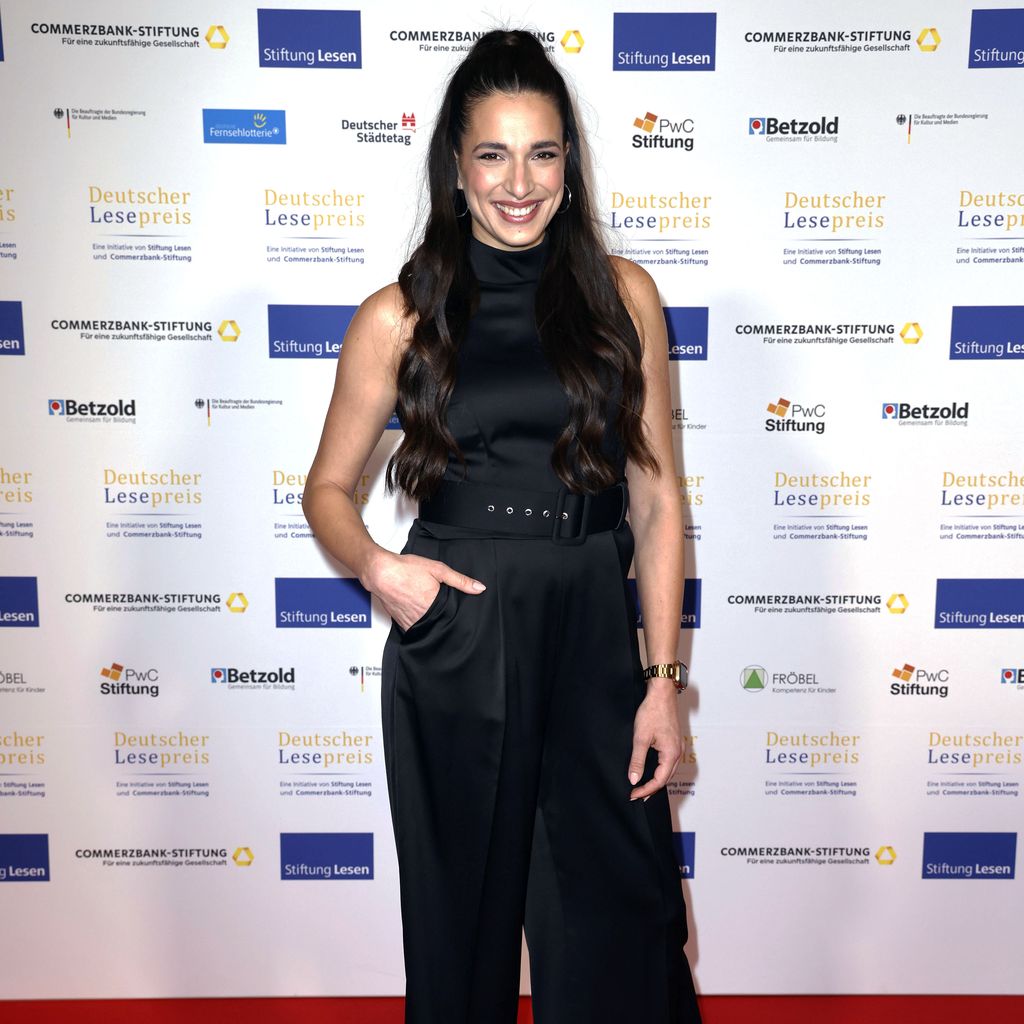 Sally Özcan, Internetstar