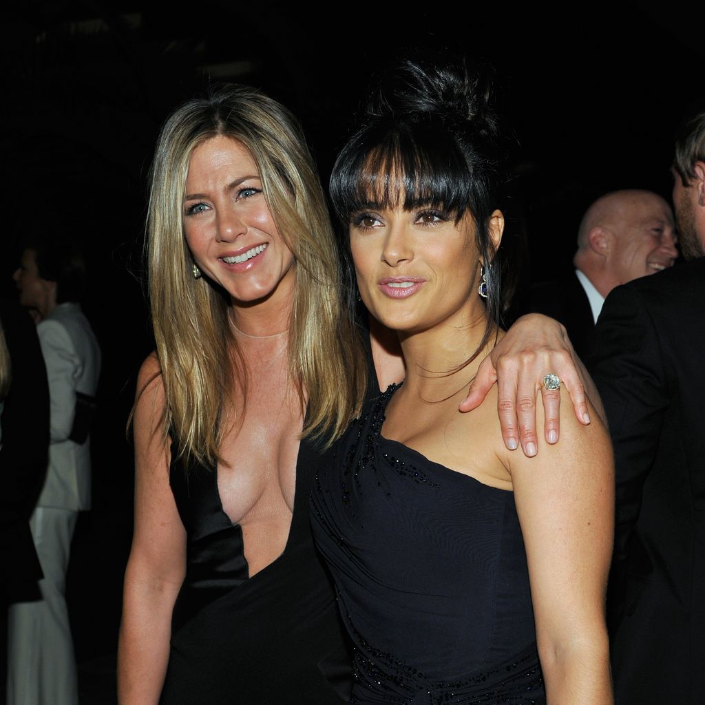 Salma Hayek, Jenifer Aniston posieren