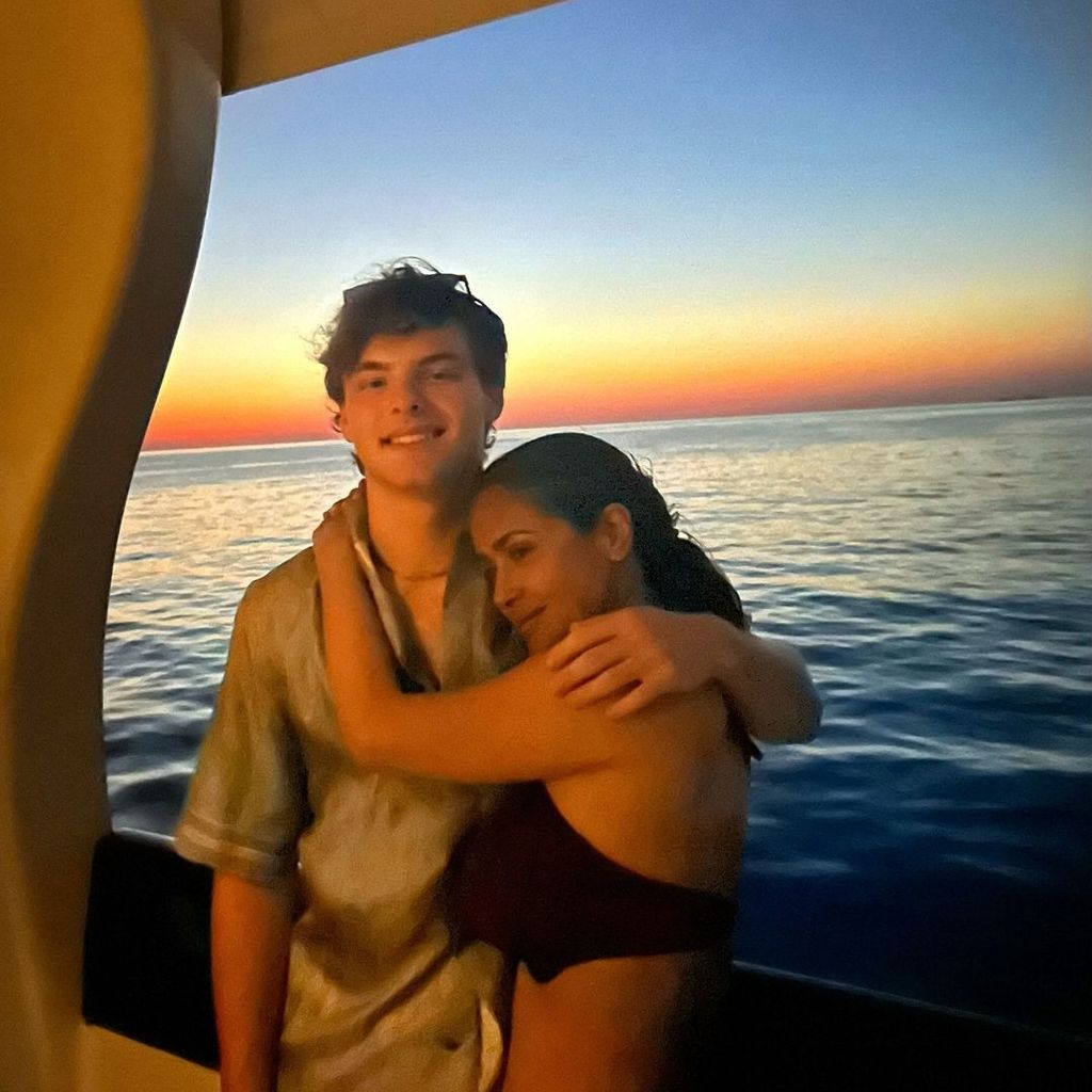 Salma Hayek und ihr Stiefsohn Augustin James Evangelista