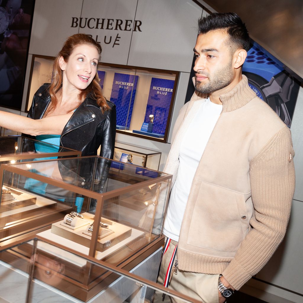 Sam Asghari (r.) bei einer Ausstellung in Manhattan, Oktober 2023