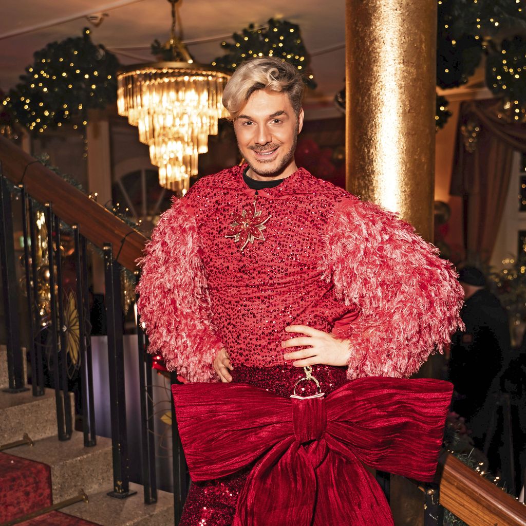 Sam Dylan beim Katys X-mas Wonderland Event von Kate Merlan in Köln