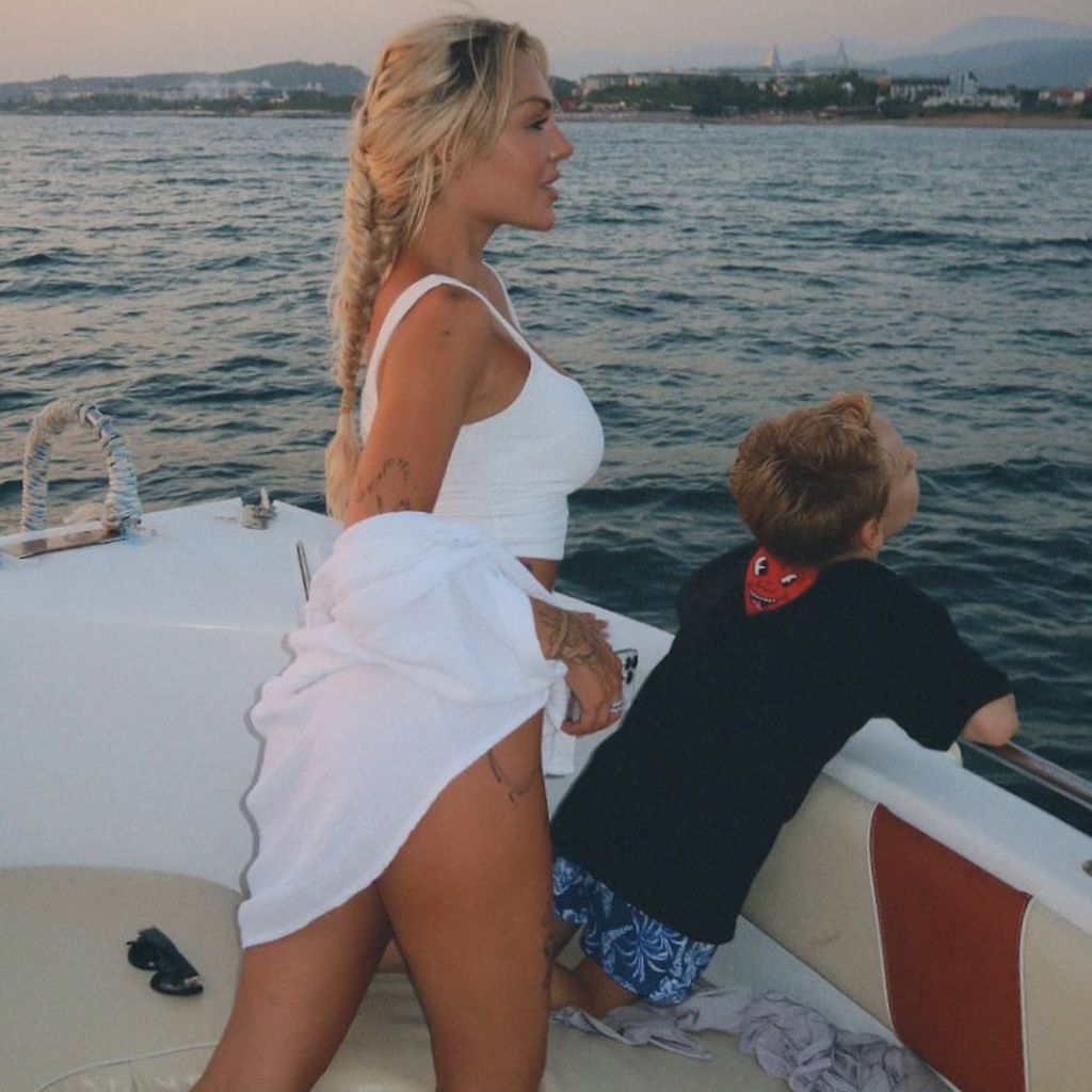Samantha Abdul mit Sohn Ilja