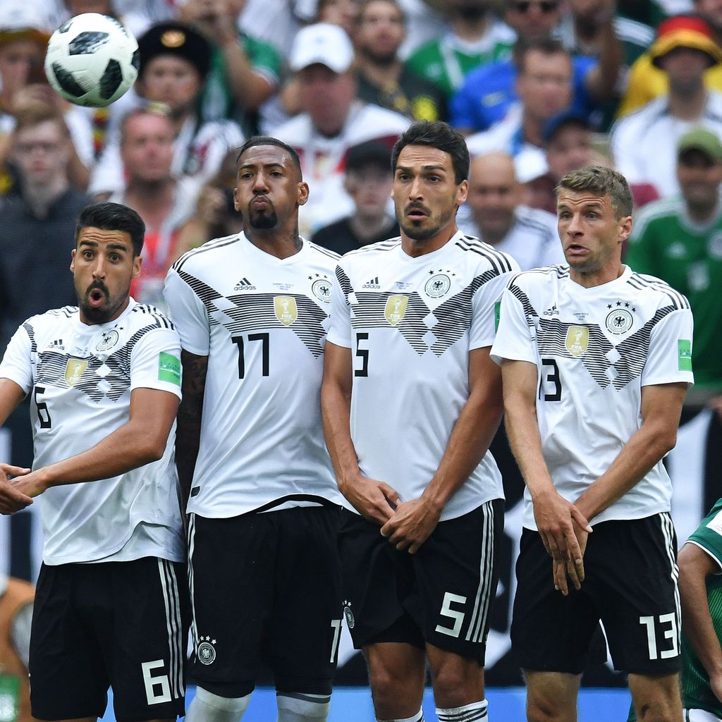 Sami Khedira, Jérôme Boateng, Mats Hummels und Thomas Müller beim WM-Spiel Deutschland gegen Mexiko