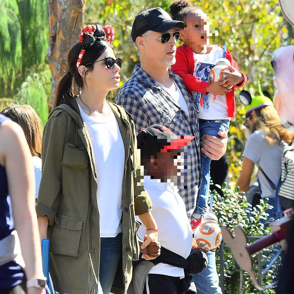 Sandra Bullock und Bryan Randall und ihre Kinder
