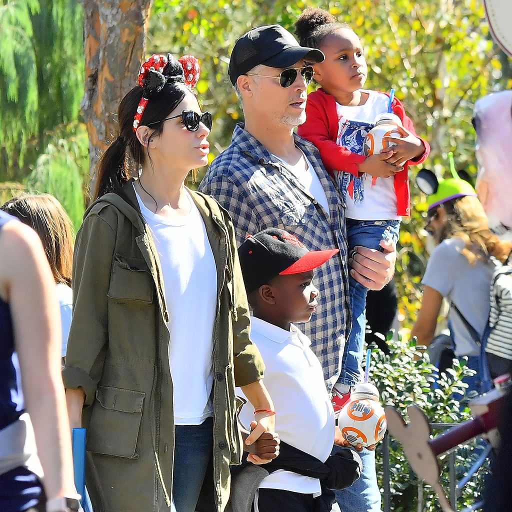 Sandra Bullock und Bryan Randall und ihre Kinder