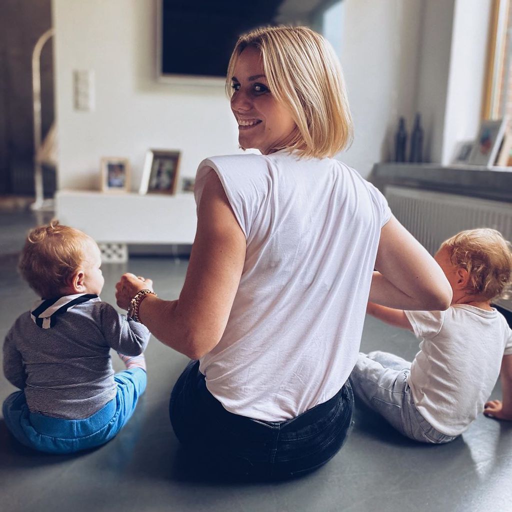 Sandra Kuhn mit ihren Kindern