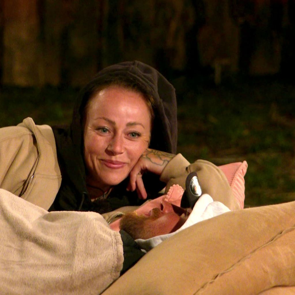 Sandra Sicora und Gigi Birofio in "Der Promihof"