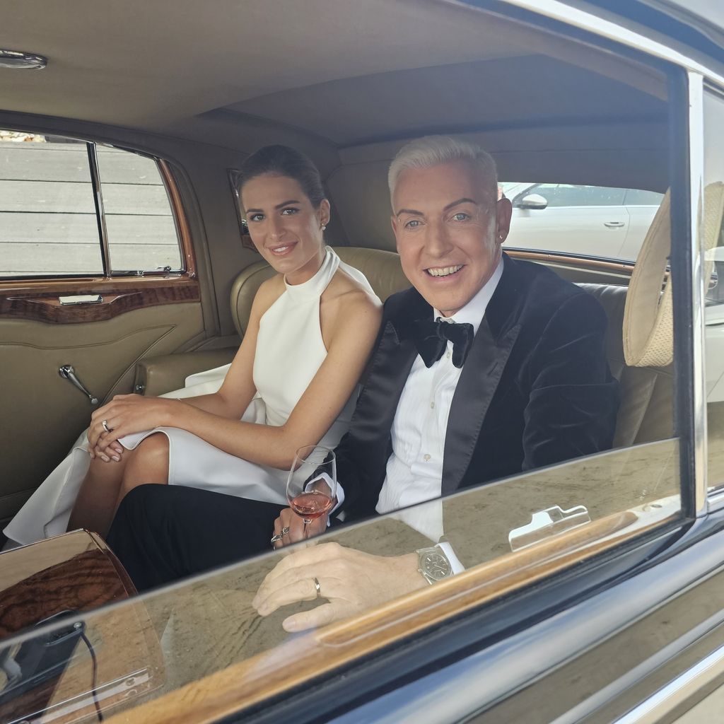 Sara Bakhsh und H.P. Baxxter nach der kirchlichen Trauung