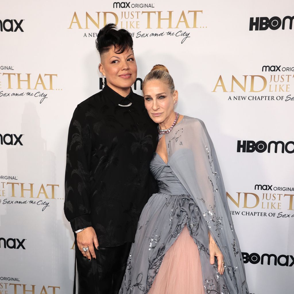 Sara Ramírez und Sarah Jessica Parker bei der Premiere von "And Just Like That"