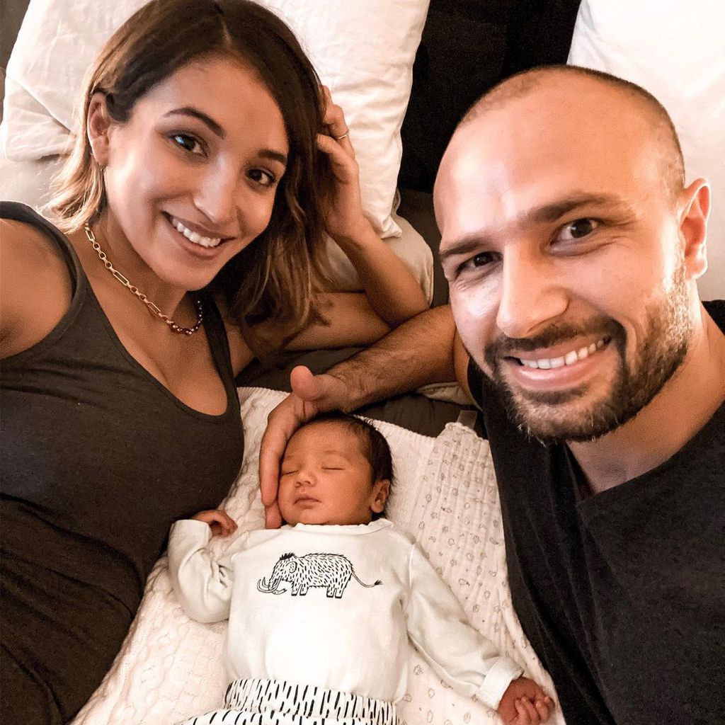 Sara und Lorenzo Leutenegger mit ihrem Sohn Lio