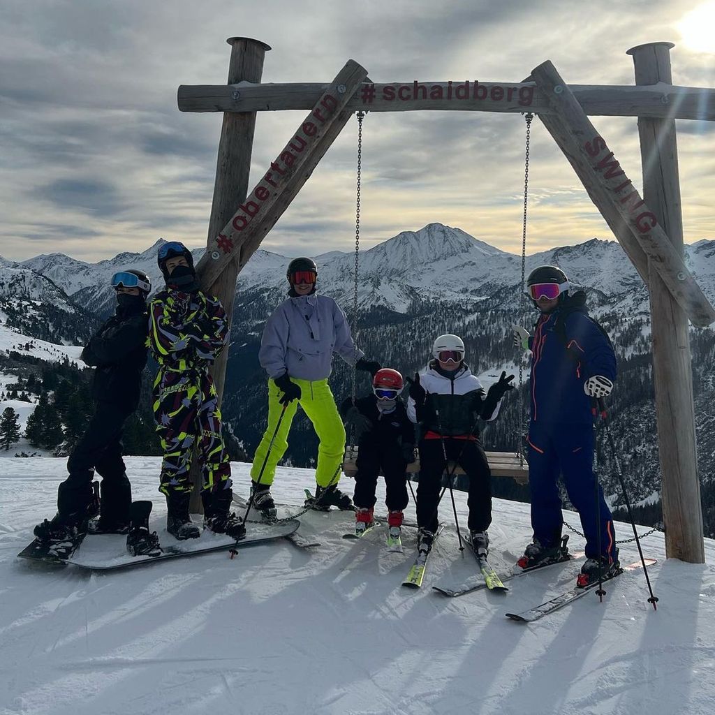 Sarah Connor und ihre Familie im Ski-Urlaub