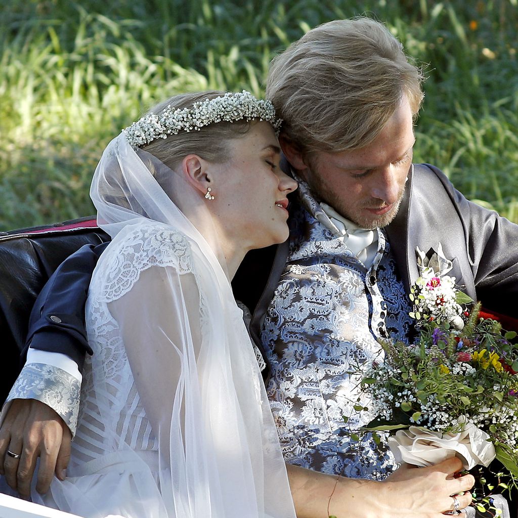 Sarah Elena Timpe und Samuel Koch bei ihrer Hochzeit