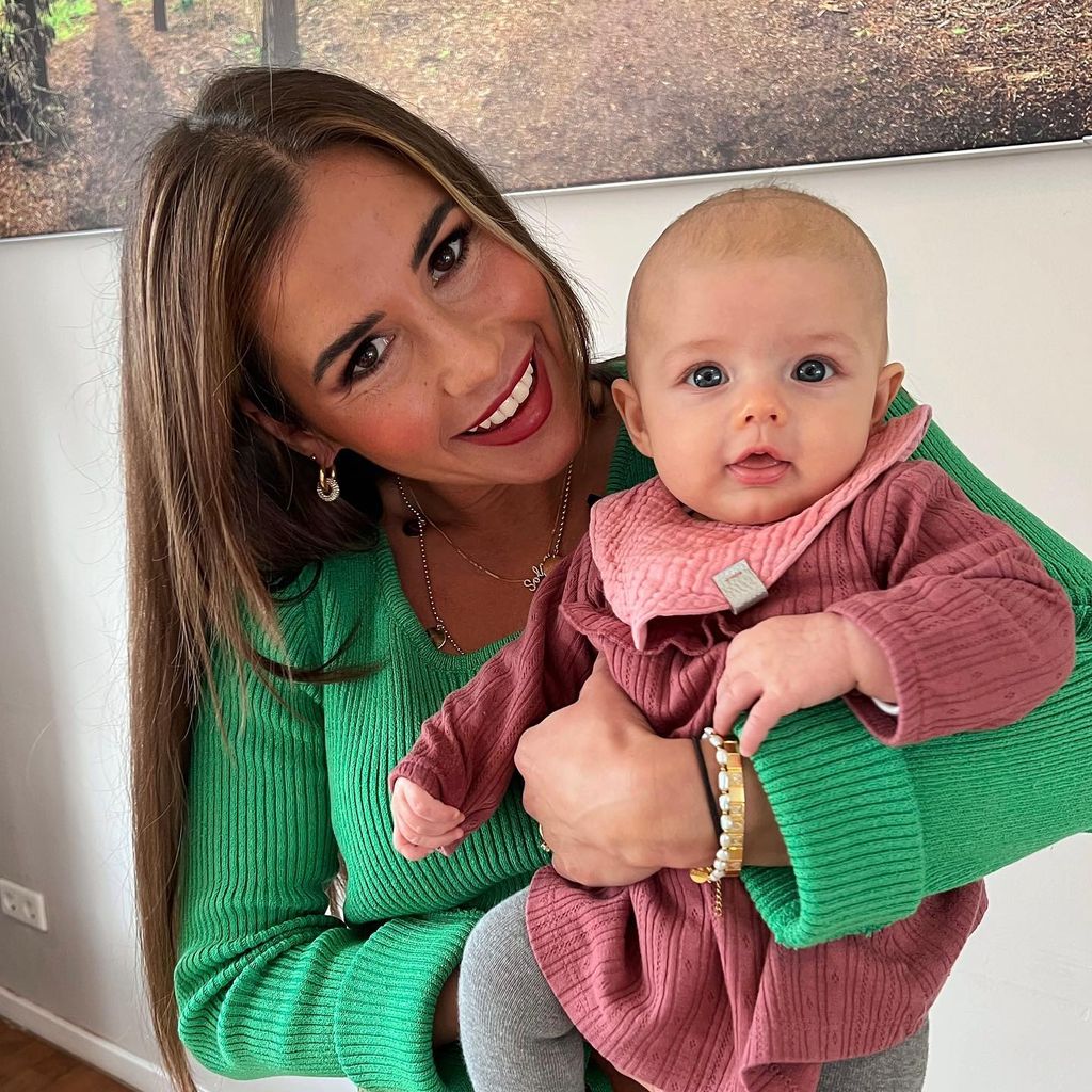 Sarah Engels mit ihrer Tochter Solea