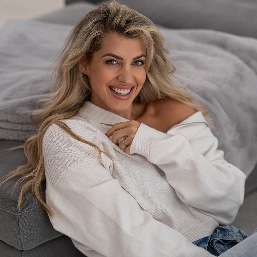Sarah Harrison, Influencerin