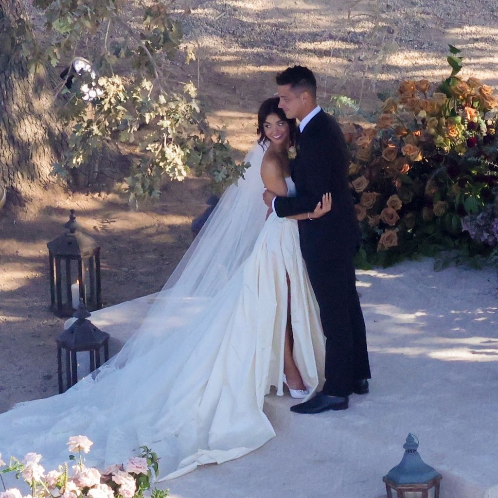 Sarah Hyland und Wells Adams bei ihrer Hochzeit, August 2022 in Kalifornien