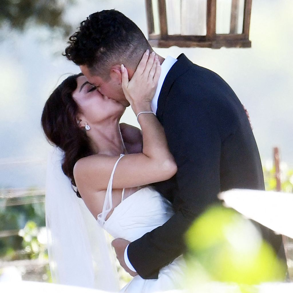 Sarah Hyland und Wells Adams bei ihrer Hochzeit, August 2022 in Kalifornien