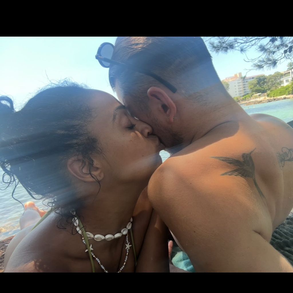 Sarah Joelle Jahnel und ihr Freund, 2025