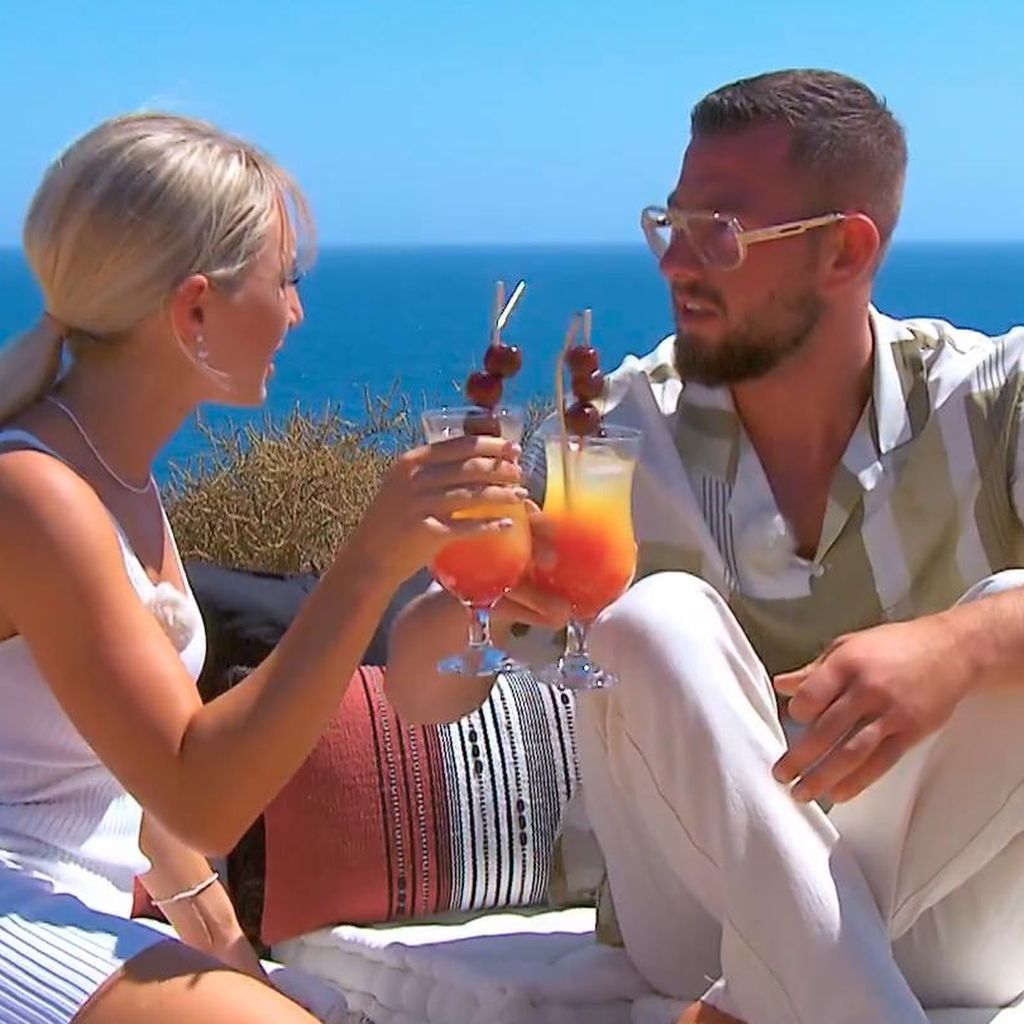Sarah Liebich und Antonino De Niro bei "Temptation Island"