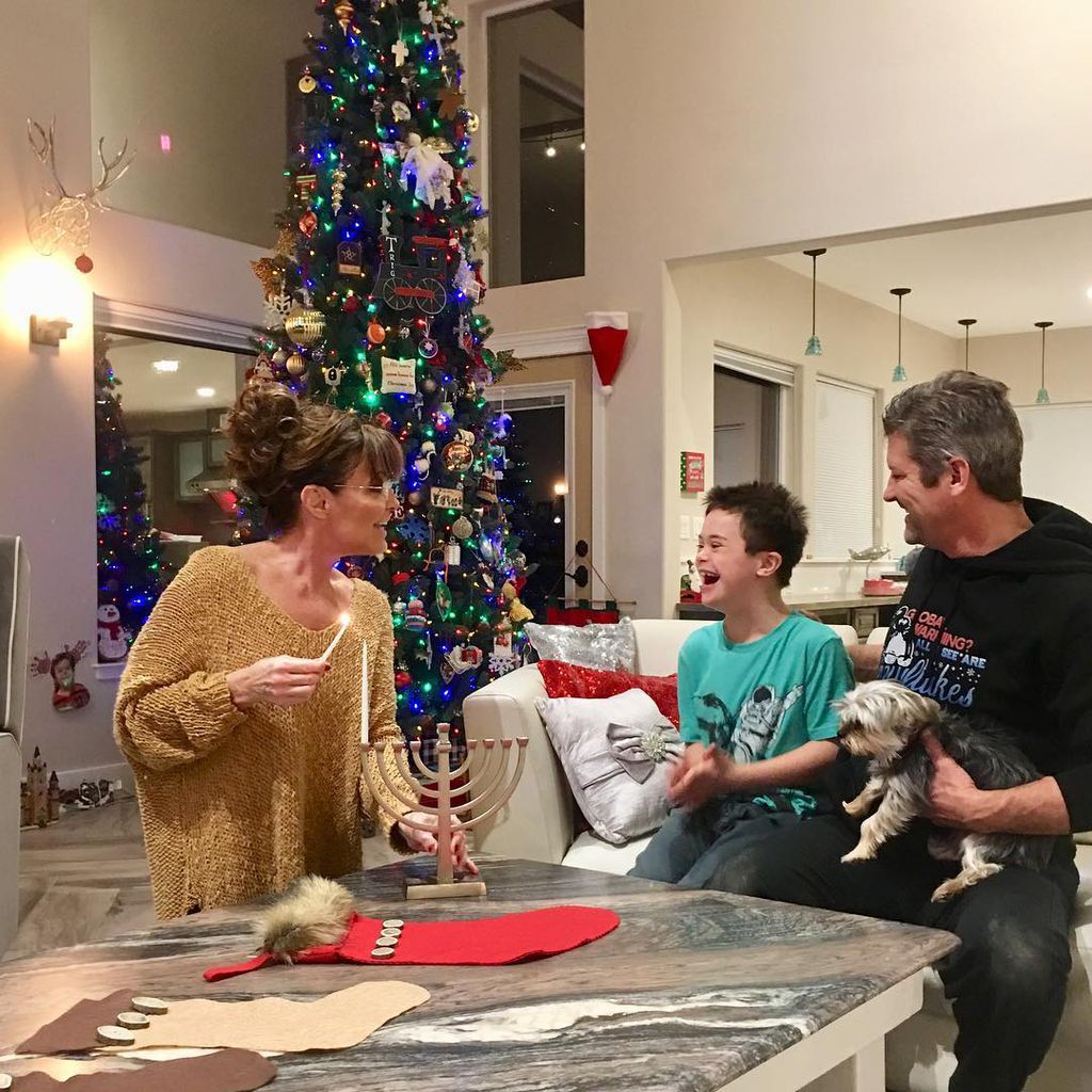 Sarah, Trig und Todd Palin an Hanukkah, Dezember 2018