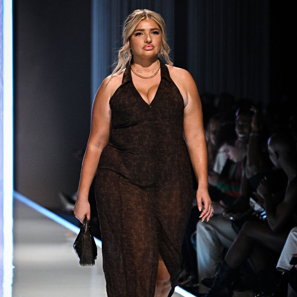 Sarina Nowak bei der Londoner Fashion Week, Februar 2022