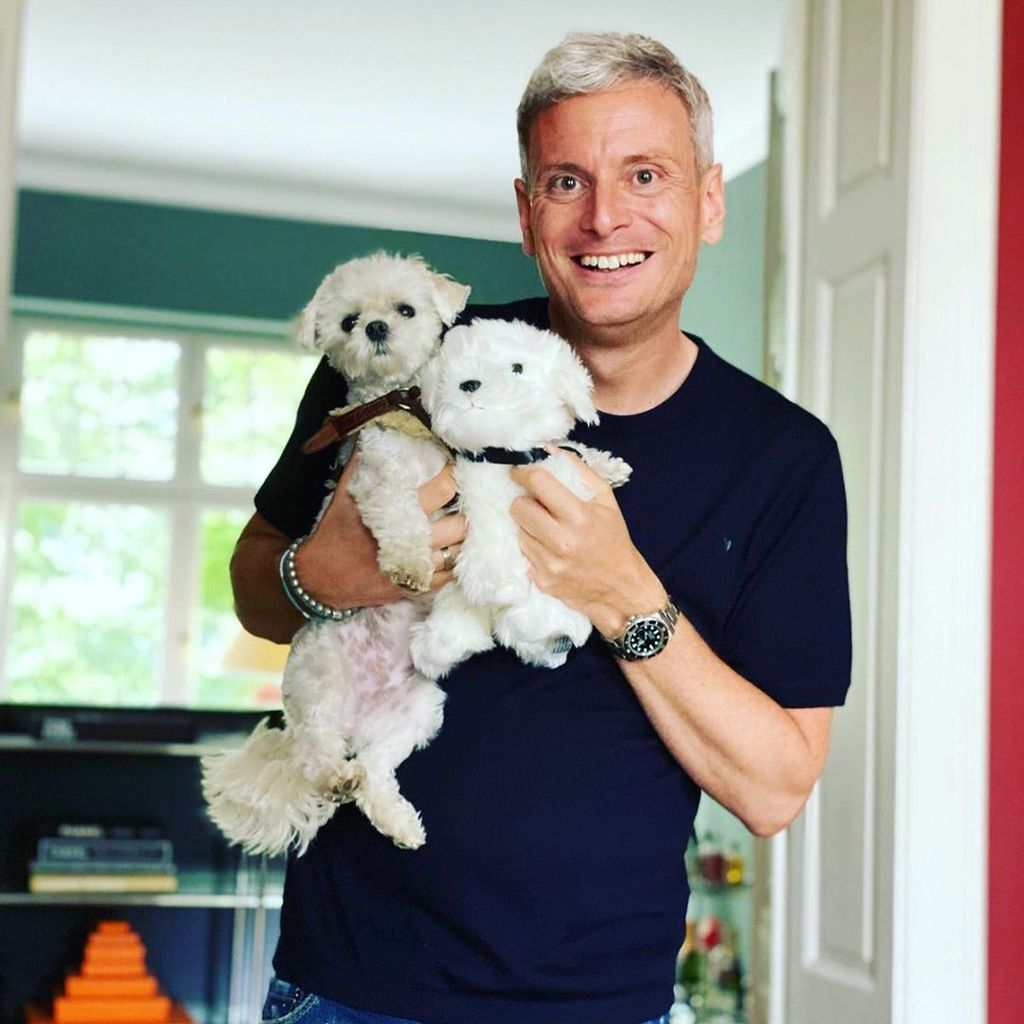 Sascha Heyna mit zwei Hunden