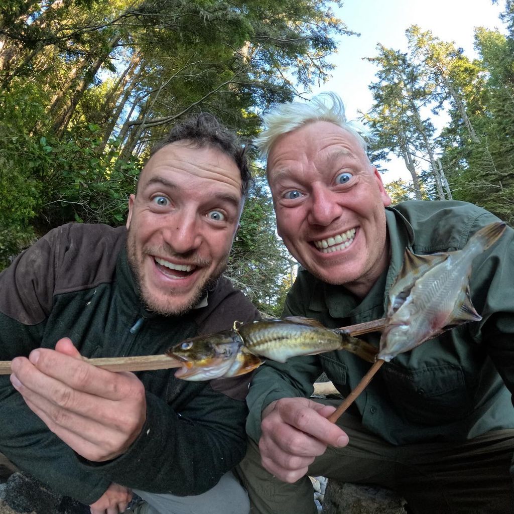 Sascha Huber und Knossi bei "7 vs. Wild"