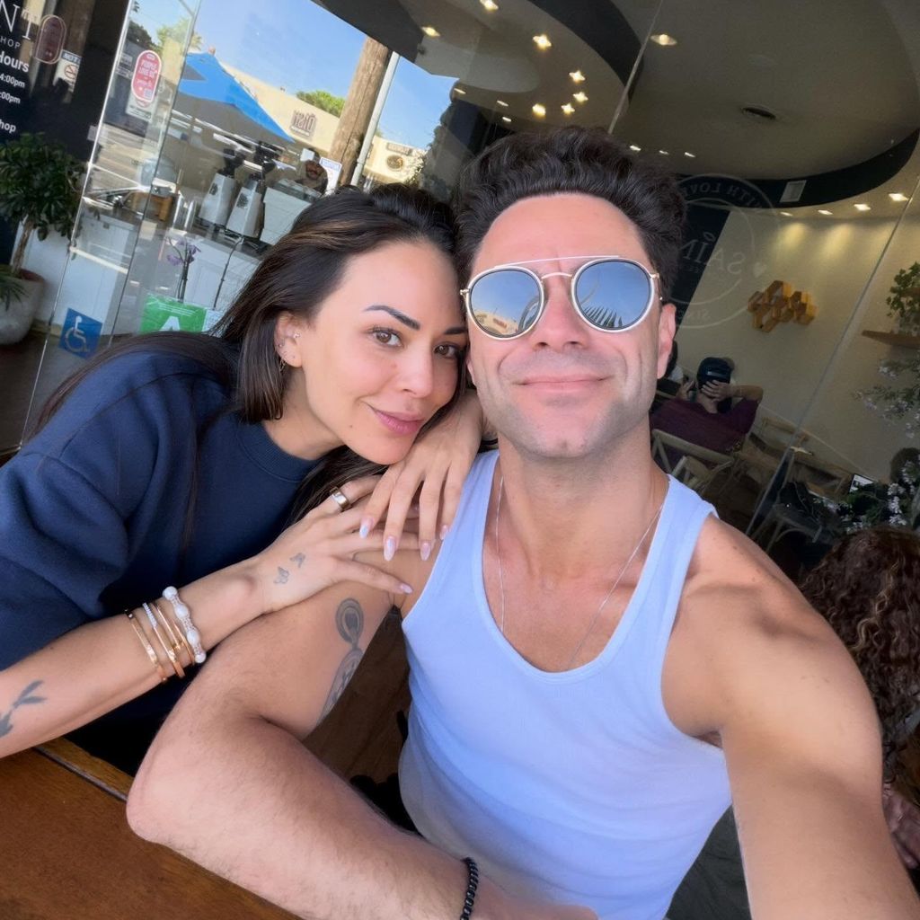 Sasha Faber und Janel Parrish, April 2026