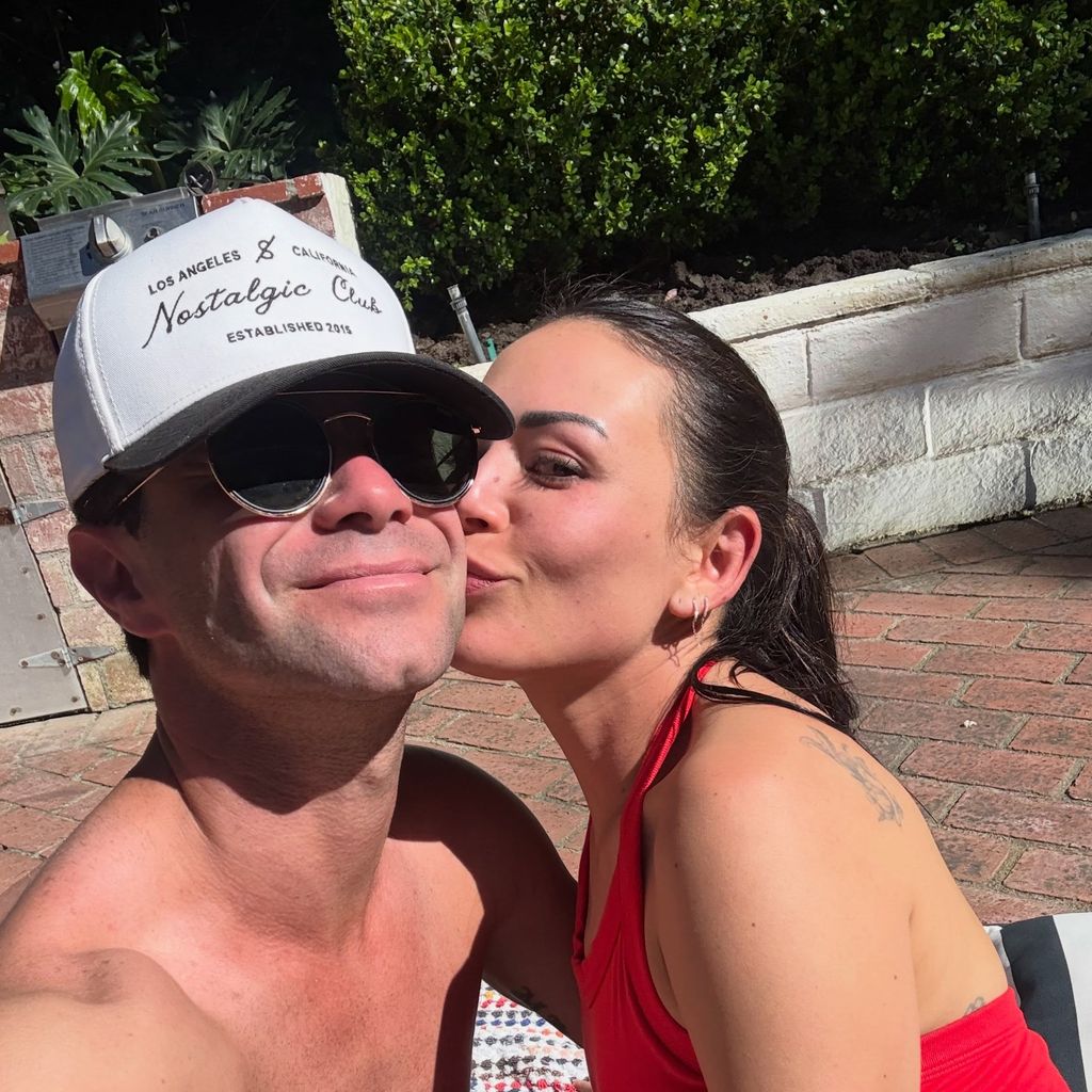 Sasha Faber und Janel Parrish, April 2026