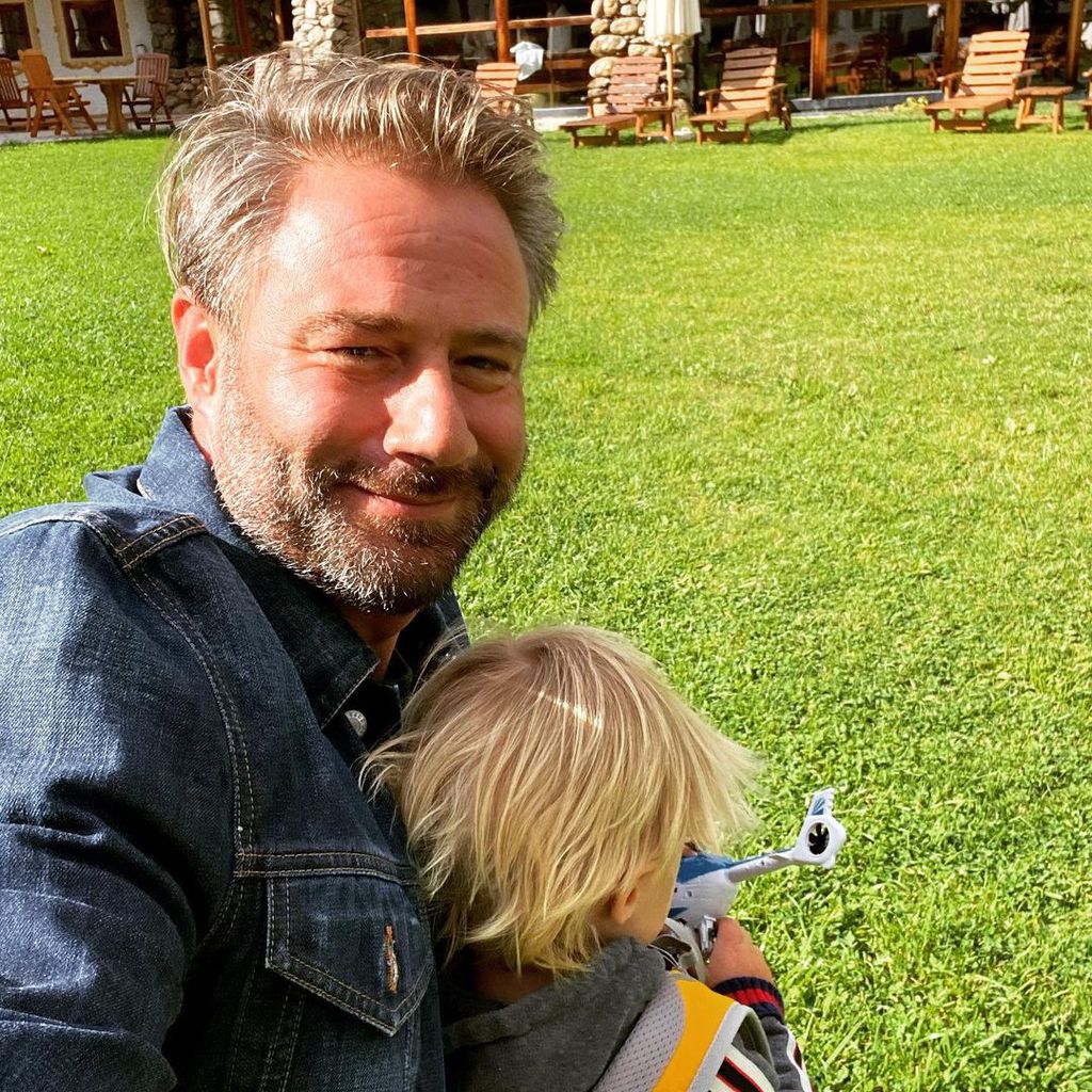 Der Musiker Sasha und sein Sohn
