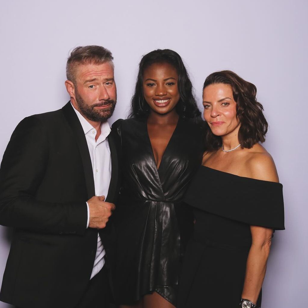 Sasha mit seiner Ehefrau Julia und Fabienne Urbach